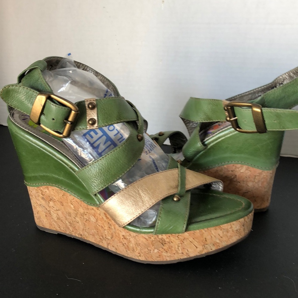 KLUB NICO WEDGES.MADE IN BRAZIL.